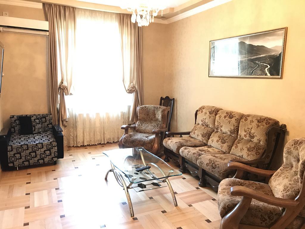 Io Apartment Tiflis Dış mekan fotoğraf